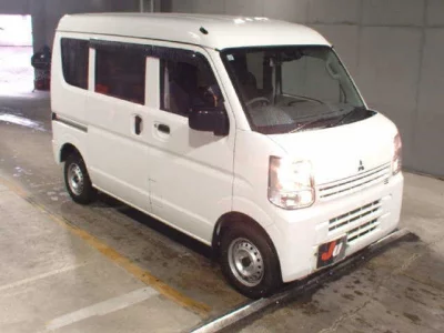 Mitsubishi Minicab Van