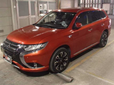 Mitsubishi OUTLANDER PHEV