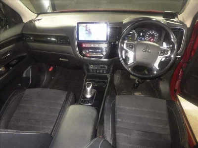 Mitsubishi OUTLANDER PHEV