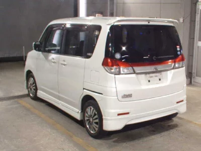 Mitsubishi DELICA D2  с аукциона в Японии
