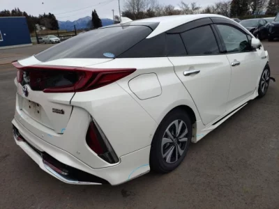 Toyota PRIUS PHV