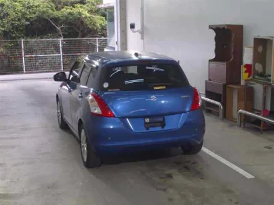 Suzuki SWIFT  с аукциона в Японии