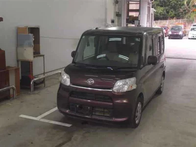 Daihatsu TANTO  с аукциона в Японии