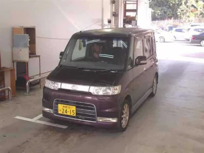 Daihatsu TANTO  с аукциона в Японии