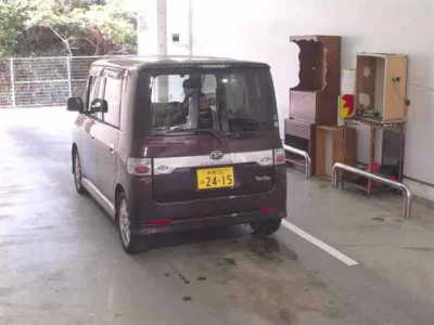 Daihatsu TANTO  с аукциона в Японии