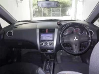 Mitsubishi COLT лот № 1122 оценка 3  с аукциона в Японии 5