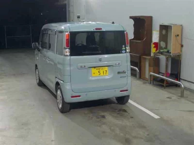Suzuki Spacia