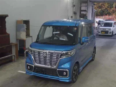 Suzuki Spacia