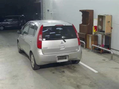 Mitsubishi Colt