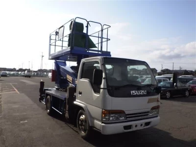 Isuzu Elf