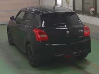 Suzuki SWIFT лот № 3002 оценка 3.5  с аукциона в Японии 1