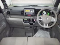 Honda N BOX лот № 111 оценка 3  с аукциона в Японии 2