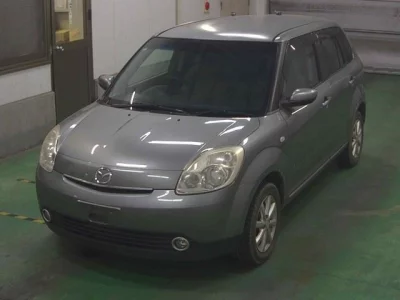 Mazda VERISA  с аукциона в Японии