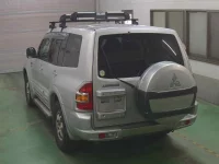 Mitsubishi PAJERO лот № 260 оценка 3  с аукциона в Японии 1
