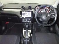 Suzuki SWIFT лот № 3073 оценка 3.5  с аукциона в Японии 2