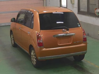 Daihatsu MIRA