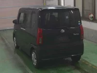 Daihatsu TANTO лот № 1054 оценка 3.5  с аукциона в Японии 1