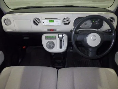 Daihatsu MIRA  с аукциона в Японии