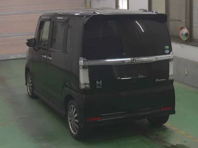 Honda N BOX  с аукциона в Японии