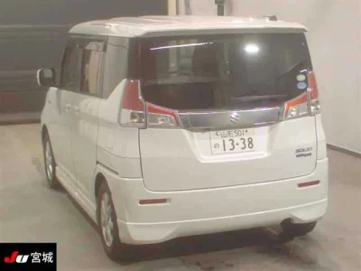 Suzuki Solio