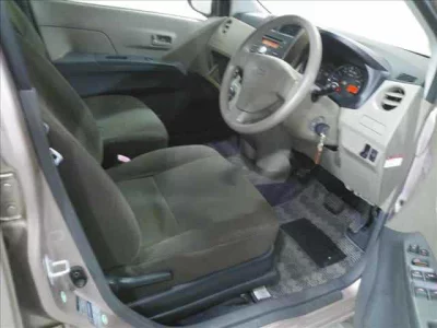 Daihatsu MIRA  с аукциона в Японии