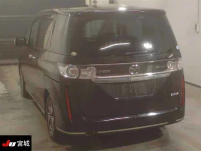 Mazda Biante