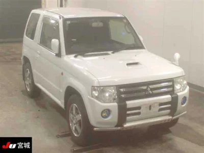 Mitsubishi Pajero Mini