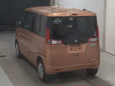 Suzuki Spacia