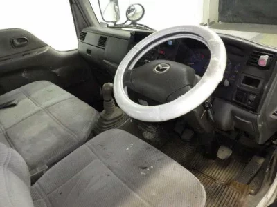Mazda Titan