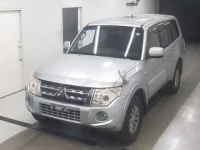 Mitsubishi PAJERO лот № 3043 оценка 3  с аукциона в Японии 3