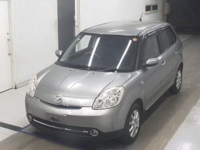 Mazda Verisa