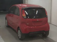 Mitsubishi I лот № 9512 оценка 3  с аукциона в Японии 1