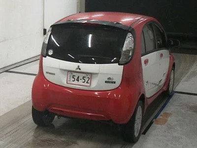 Mitsubishi I-MIEV  с аукциона в Японии