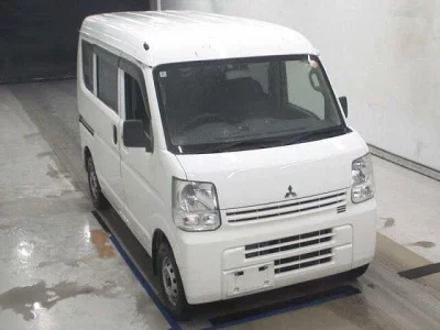 Mitsubishi Minicab Van