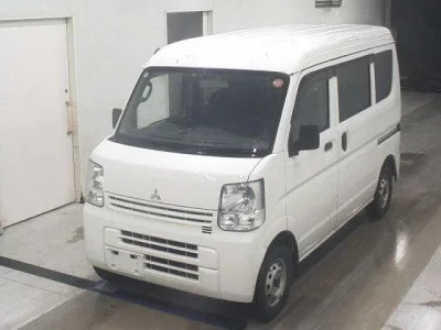 Mitsubishi Minicab Van