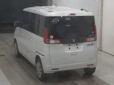 Suzuki Spacia