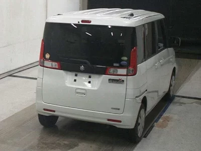 Suzuki Spacia
