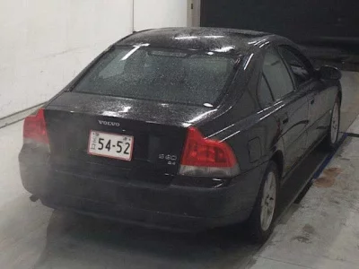 Volvo S60  с аукциона в Японии