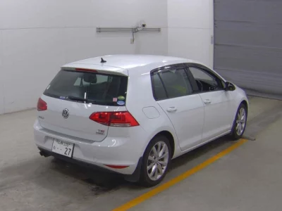 Volkswagen Golf  с аукциона в Японии