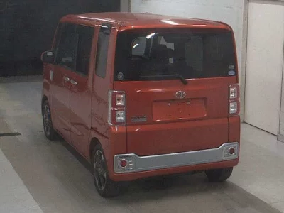 Toyota PIXIS MEGA