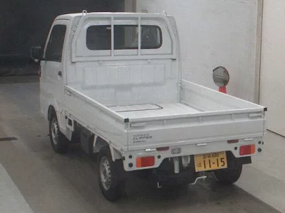 Nissan NT100 Clipper
