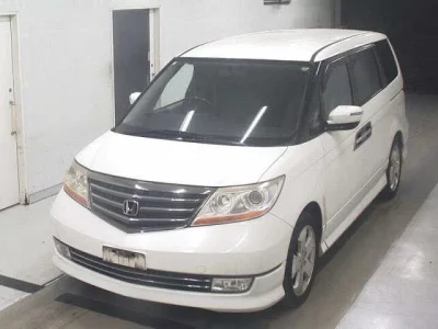 Honda ELYSION  с аукциона в Японии