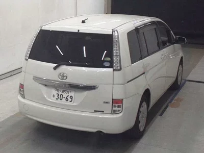 Toyota Isis