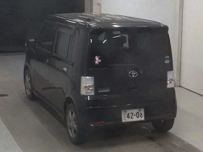 Toyota PIXIS SPACE