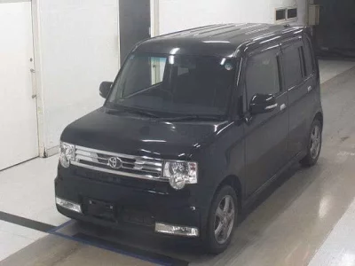 Toyota Pixis Space