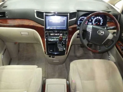 Toyota ALPHARD  с аукциона в Японии