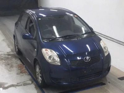 Toyota VITZ  с аукциона в Японии