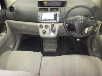 Toyota PASSO SETTE