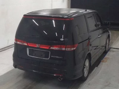 Honda ELYSION  с аукциона в Японии