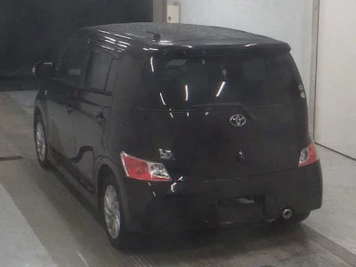 Toyota BB  с аукциона в Японии
